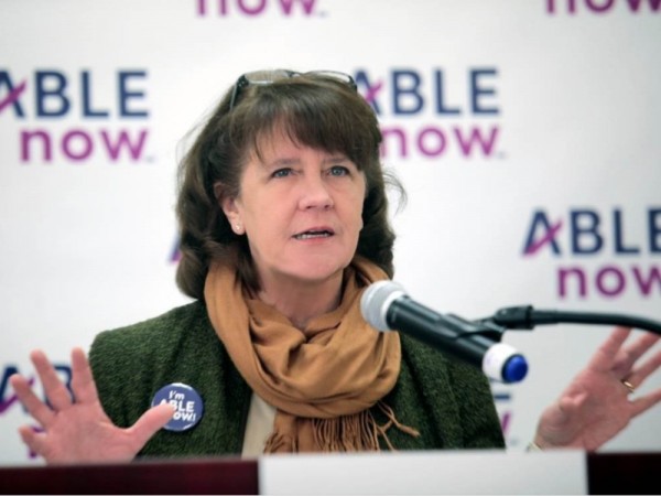 Mary_Morris,_Virginia529_CEO-min.jpg